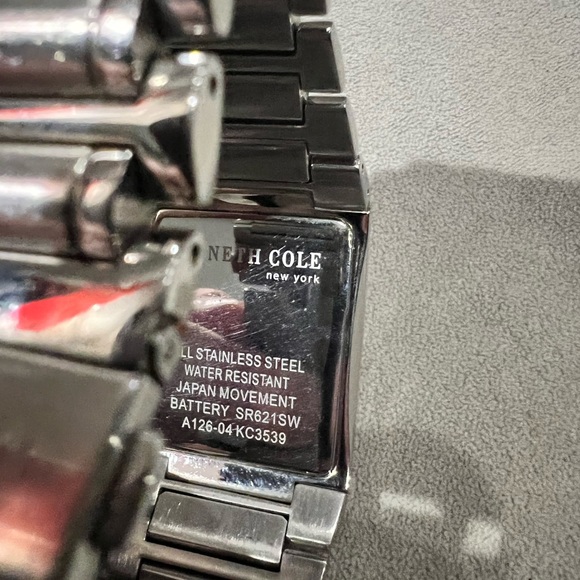 Kenneth Cole Mens Watch - Picture 9 of 12